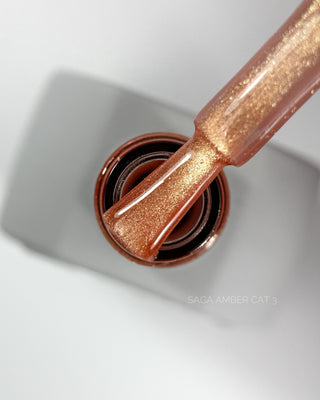 Esmalte en gel Saga AMBER CAT 3 (10 ml)