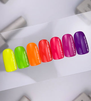 NAILSOFTHEDAY Esmalte en gel Dragonfruit-211 (10 ml)